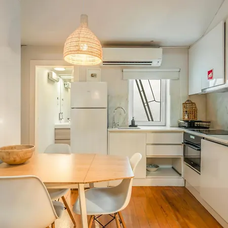 아파트 Bmyguest - Inner Bairro Alto *