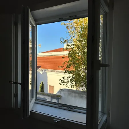 Bmyguest - Inner Bairro Alto Лиссабон