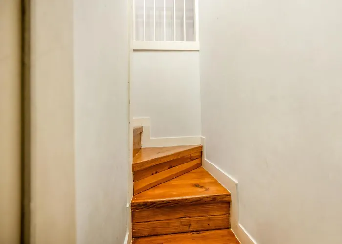 Bmyguest - Inner Bairro Alto Lisboa