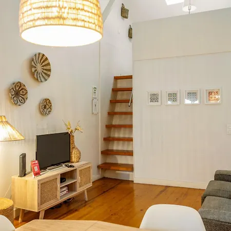 Bmyguest - Inner Bairro Alto Apartment *